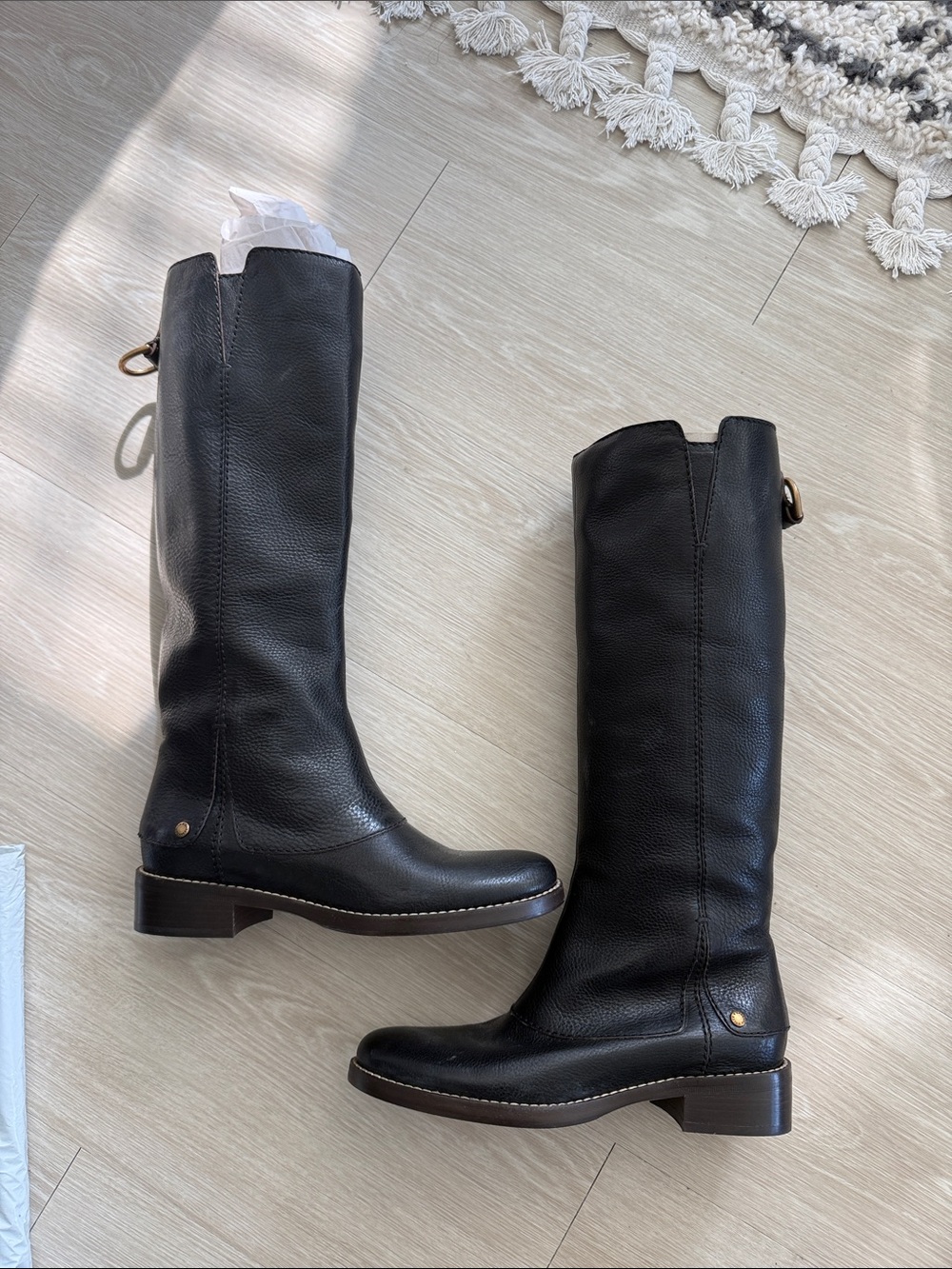 Dolce & Gabbana Vero Cuoio Black Leather Knee-High Riding Boots